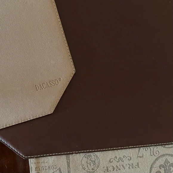 SIX Dark Brown Leatherette Dacasso Placemats 12” X 17” - Picture 5 of 5